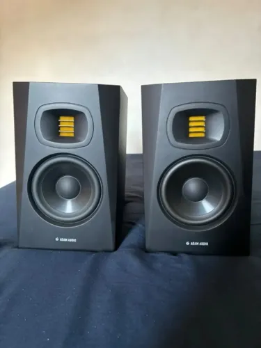Par de Monitores Adam Audio T5V - Impecáveis, com caixas originais