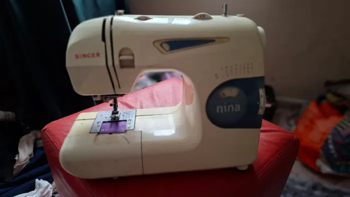 Máquina de costura usada