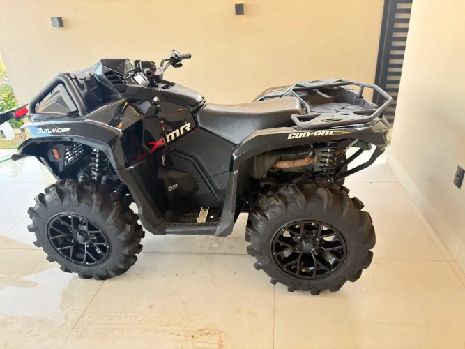 CAN AM XMR 700 2025