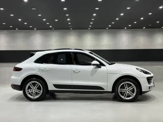 Porsche Macan 2.0 Turbo 237/252cv 2018