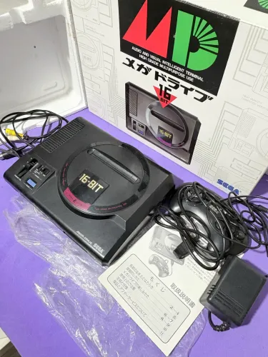 Console Sega Mega drive first print