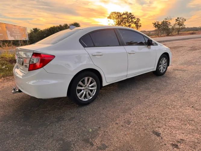 Honda Civic Sedan LXR 2.0 Flexone 16V Aut. 4P 2014