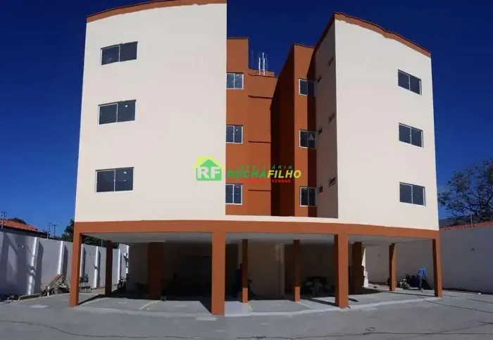 Apartamento com 3 dormitórios para alugar. 70 m² por 1350,00/mês - Vermelha - Teresina/PI