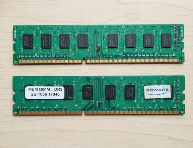 2 pentes de Memoria Ram ddr3 2GB