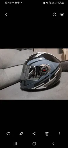 Capacete