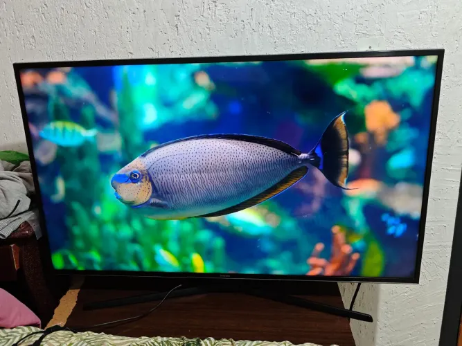 Smart tv Samsung 50" uhd 4k hdr Premium, Dolby digital plus e mais ..