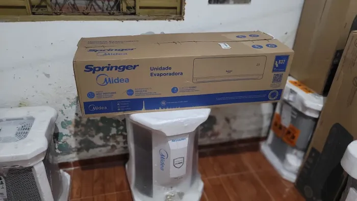 Ar condicionado split Springer Midea Airvolution 22.000 Convencional 