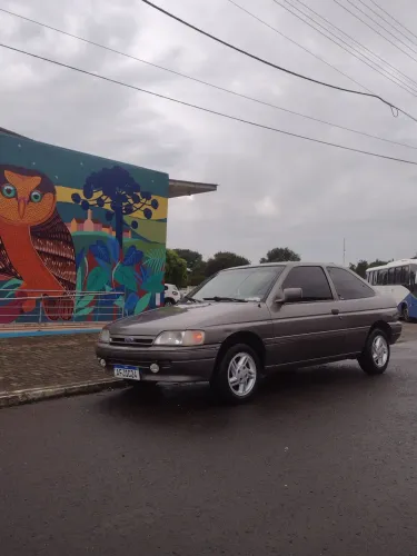 Ford Escort GL 1.6i / 1.6 1995