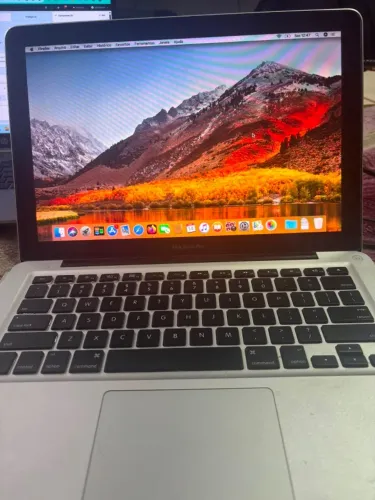 MacBook