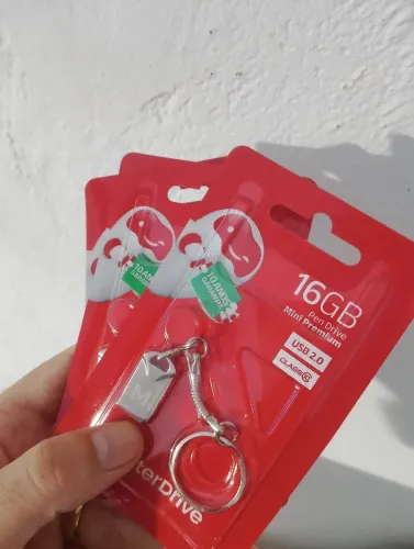 Pendrive 5 mil músicas 35$