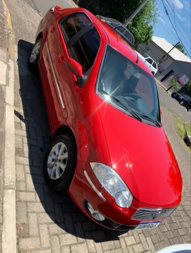 Fiat Siena Tetrafuel 1.4 MPI Fire Flex 8V 4P 2010
