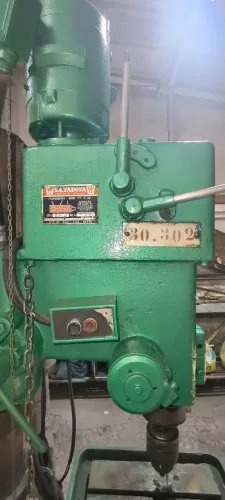 Furadeira de Coluna Industrial Yadoya FY-S32 32mm