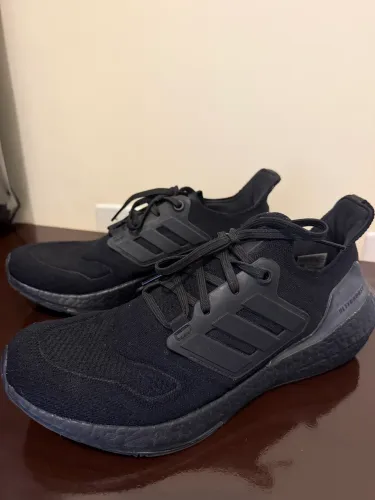 Tênis Adidas Ultraboost 41