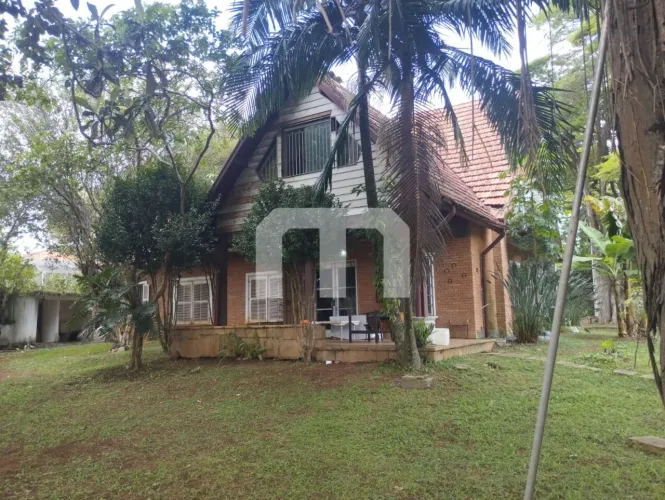 Casa em terreno de 1500 metros a venda no Morumbi