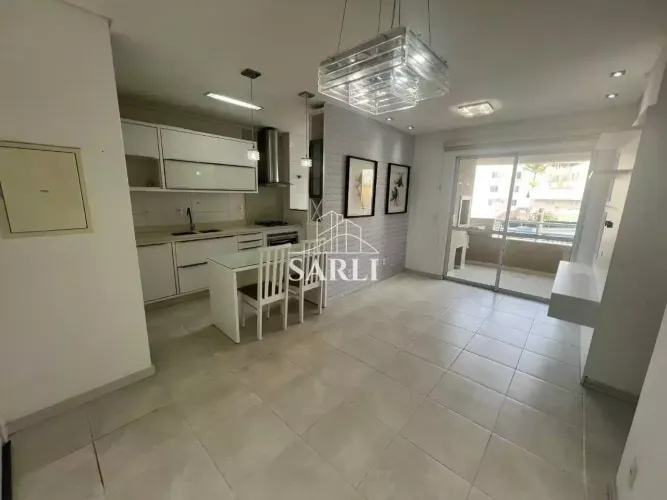 Imóvel para venda possui 67 metros quadrados com 2 quartos em Estreito - Florianópolis - S