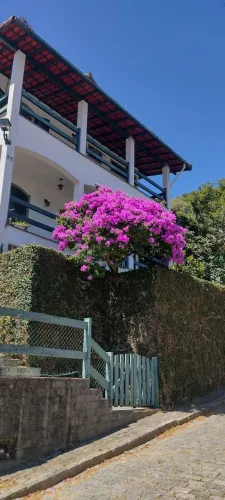 Belíssima casa no Campo do Serrano