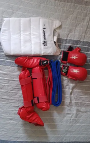 Kit de karatê (homologado)OBS: VALOR NEGOCIAVEL