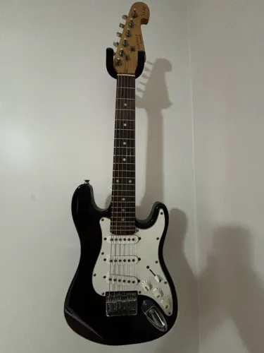 Guitarra Tanglewood EE12 com bag