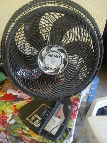 Ventilador 40cm Arno silencioso force com defeito