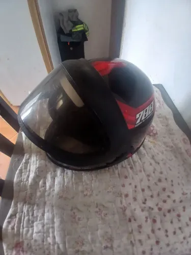 Capacete usado 