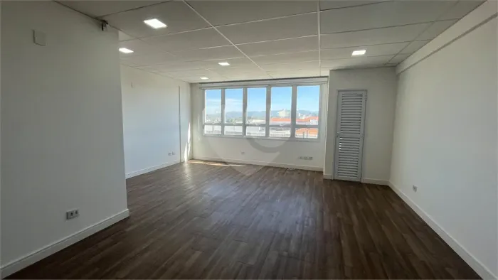 Salas para locação em Alvinópolis - SP