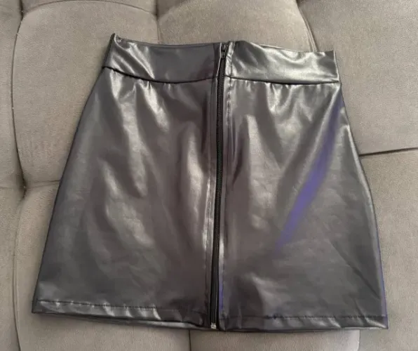 saia em material cirrê