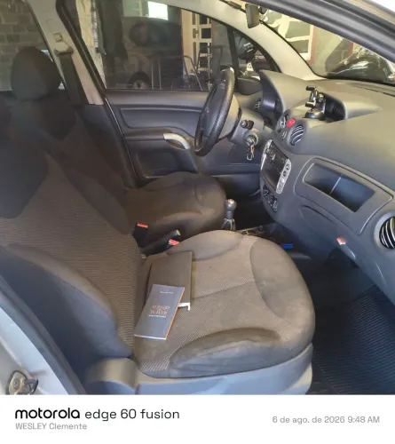 Citroen C3 GLX 1.4/ GLX Sonora 1.4 Flex 8V 5P 2011