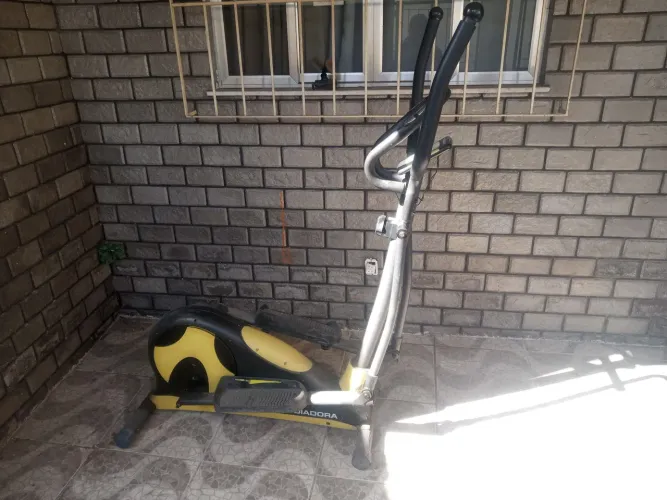 ELÍPTICO Diadora! Ótimo estado! Treinos em casa!