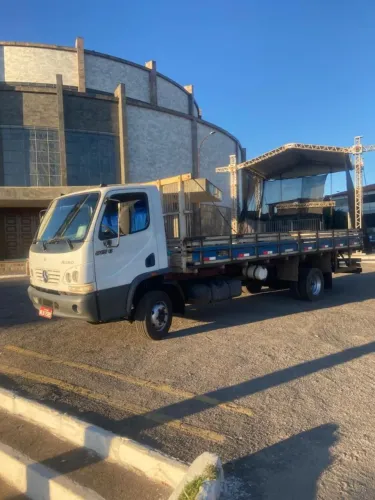 Caminhão Mercedes accelo 915 c