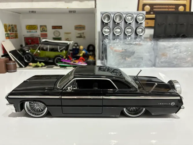 Miniatura Impala 64 preto 