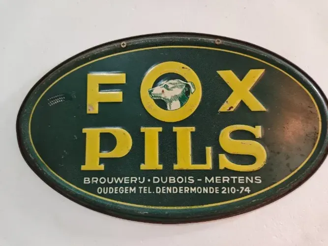 Placa Esmaltada Rara Fox Pils 1950 - Cerveja Belga (38x23 cm)