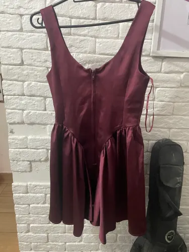 Vestidos por 20 reais cada