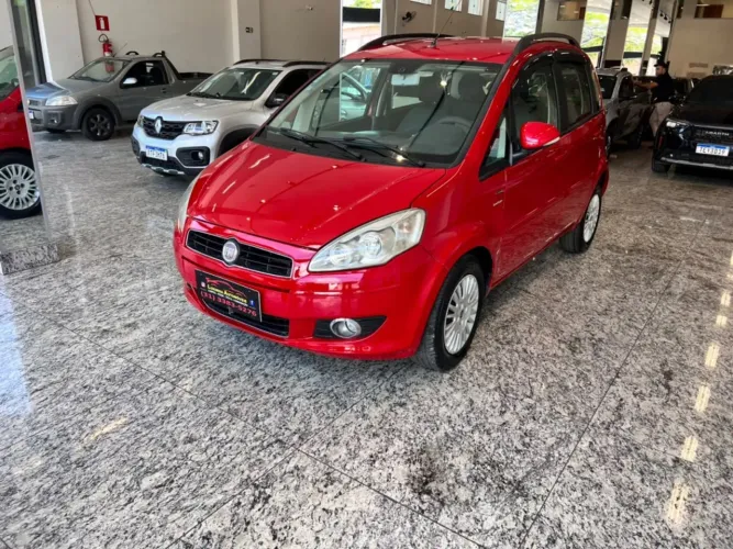 Fiat Idea Essence 1.6 Flex 16V 5P 2011