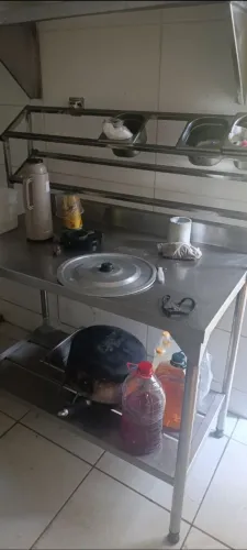 Mesa em inox profissional