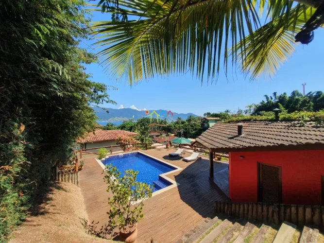 Casa em condomínio a venda em Ilhabela