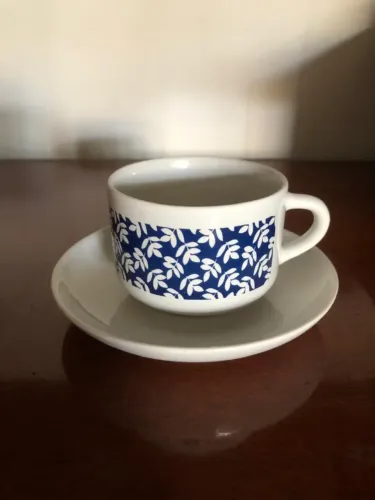 Xícara e café/chá- Porcelana Pozzani