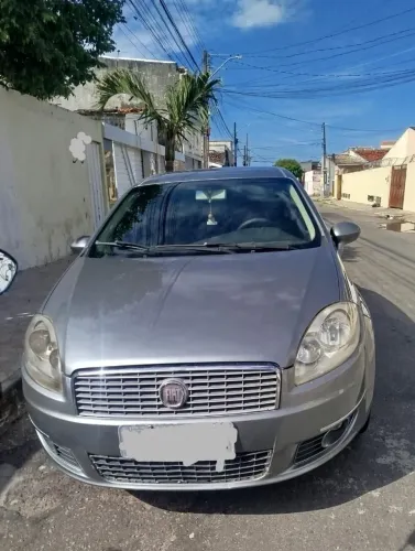 Fiat Linea Essence Dualogic 1.8 Flex 16V 4P 2012