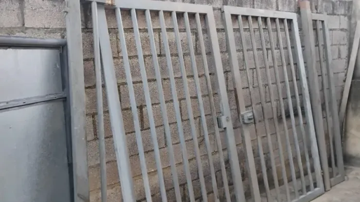 Portão de Ferro Maciço - Grade Reforçada (3,5m a 4m)