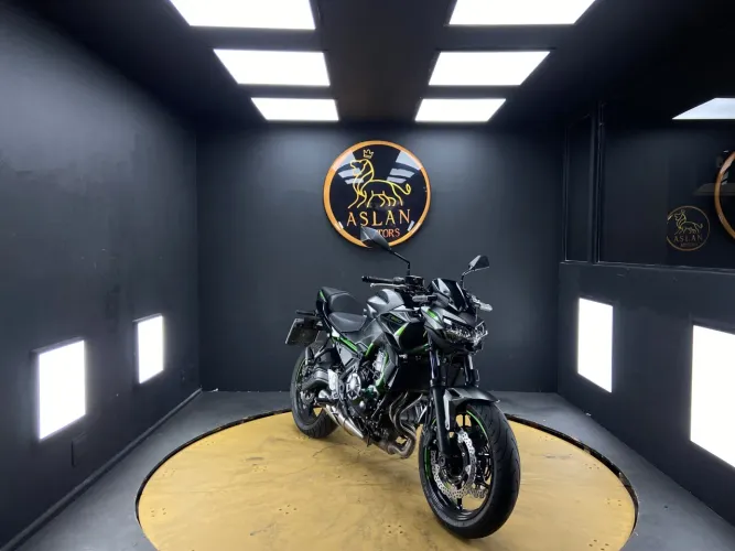 Kawasaki Z 650 2024