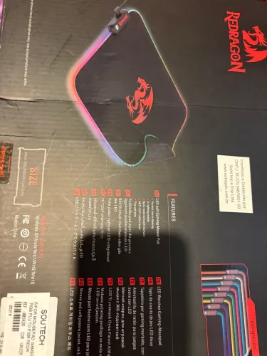 modelo PLUTO Gaming Mouse Pad da marca Redragon.