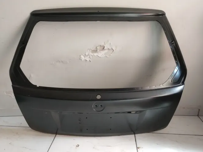 TAMPA PALIO 2004 A 2017 TRASEIRA ORIGINAL NOVA
