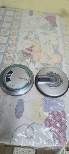 Dois discman Panasonic sucata não funciona