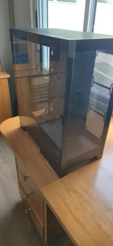 Gabinete Gamer Pichau Pouter 4, Lateral e Frontal De Vidro, Preto.