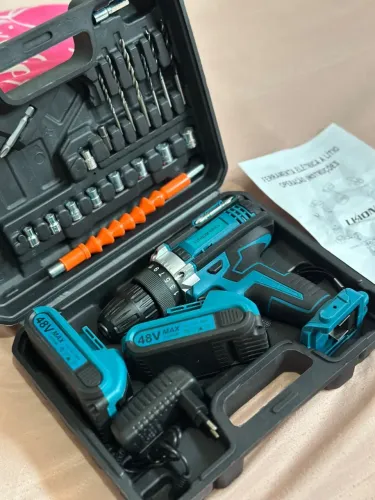 Kit Parafusadeira/furadeira