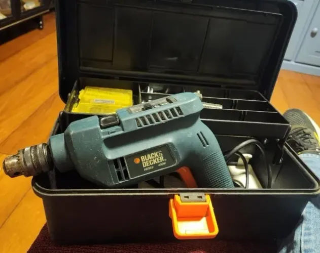 Furadeira Black & decker