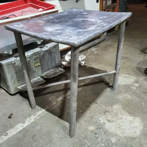 Mesa Baixa de Inox 60 x 47 x 60