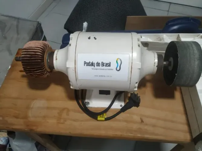 Lixadeira de palmilha Podaly 220v