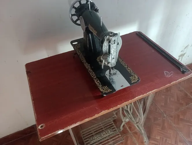 Máquina de costura
