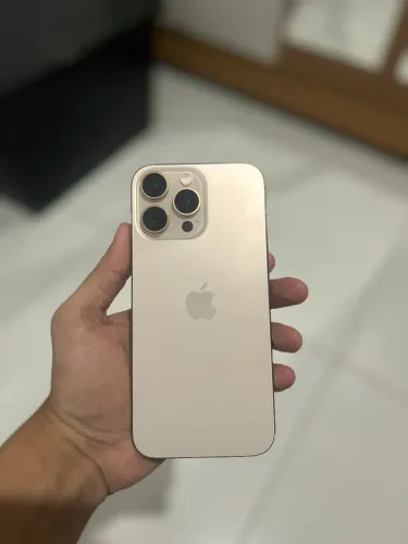 VENDO IPHONE 16Pro Max