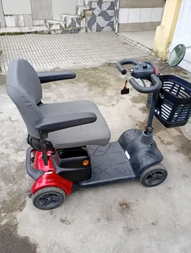 QUADRICICLO SCOOTER ELÉTRICO
